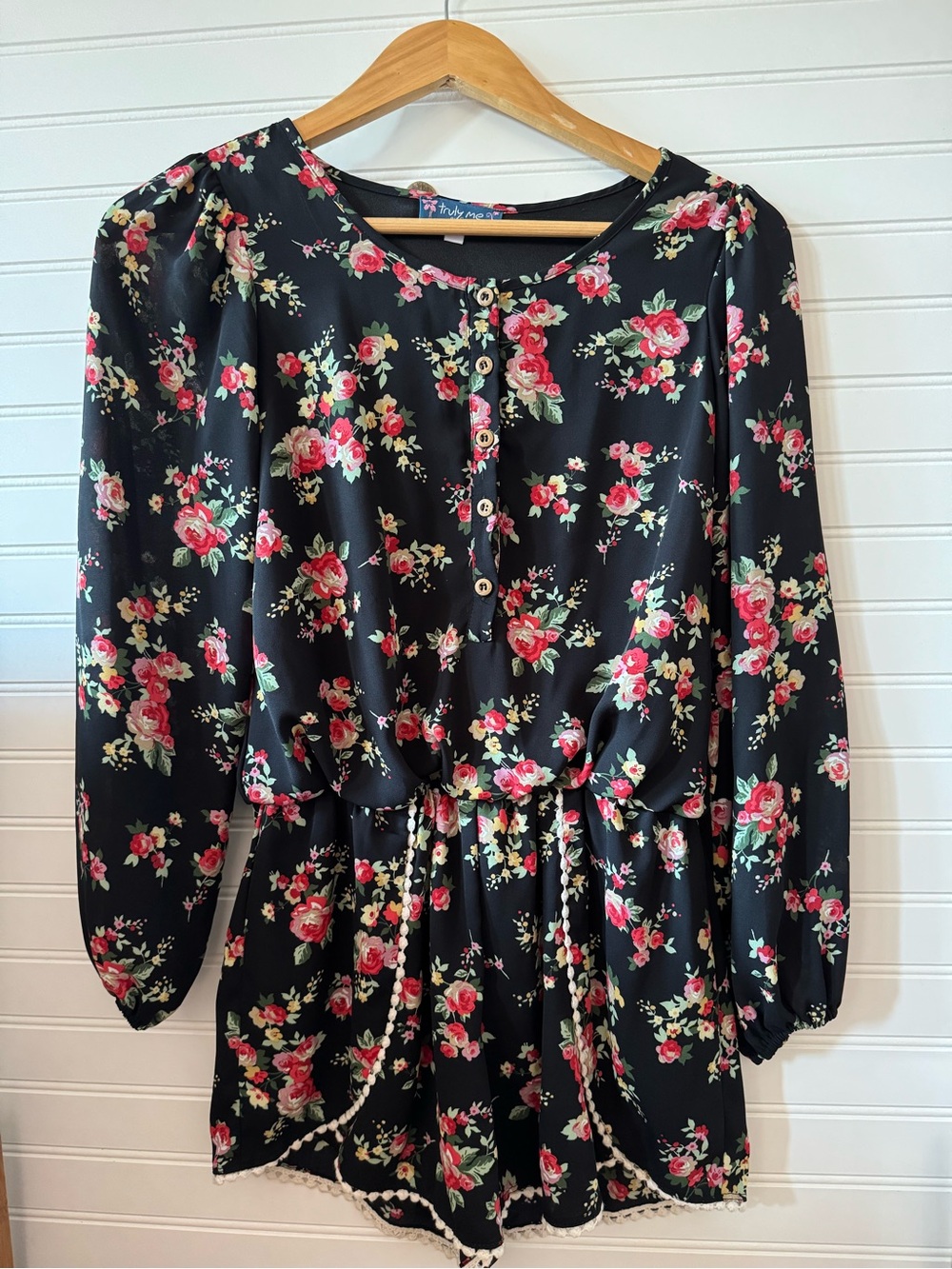 Sara Sara Black Floral Long-Sleeve Button Romper